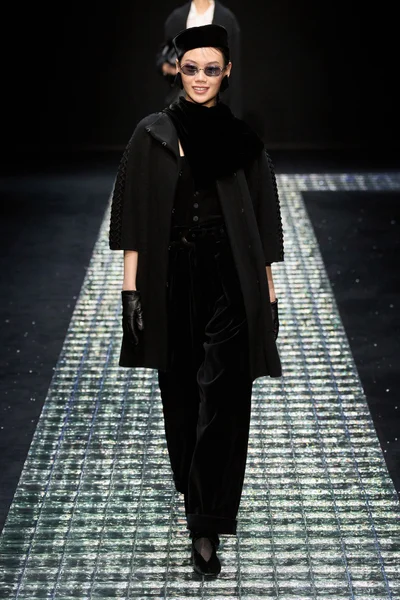 Look 28
